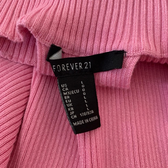 Forever 21 Halter Crop Top - Picture 2 of 2